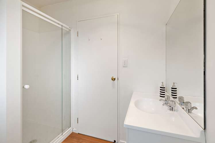 18a Hayton Road Wigram_11