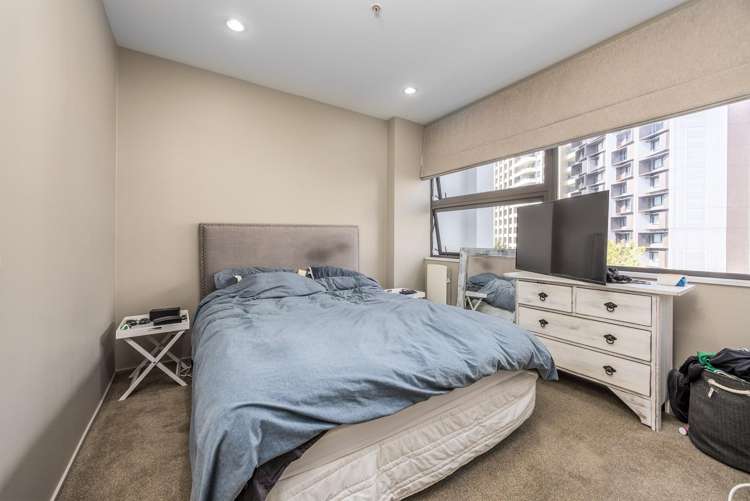 710/18 Beach Road Auckland Central_6