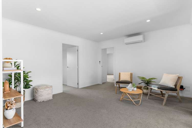 20 Kowi Lakes Drive One Tree Point_15