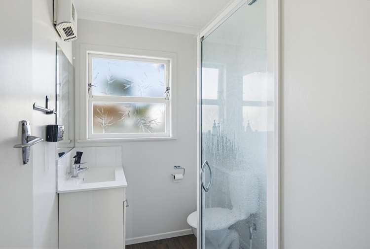 32 Queenwood Road Levin_6