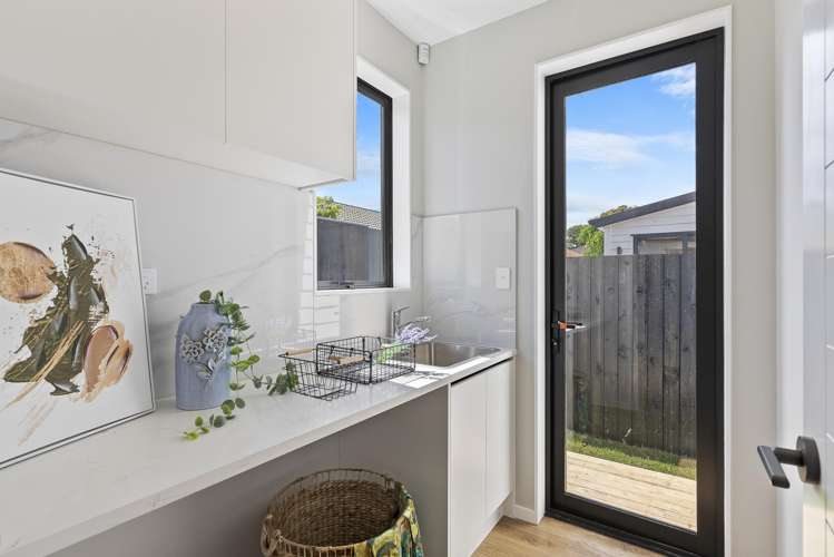 7a Edgewater Grove Orewa_11