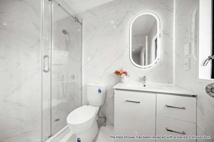 2/4 Harkin Close Albany_11