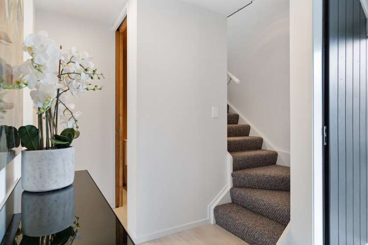 1/4 Whitworth Road Mount Eden_19