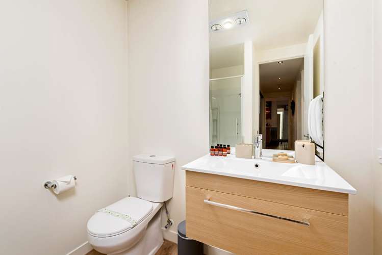 22 Goldrush Way Queenstown_9