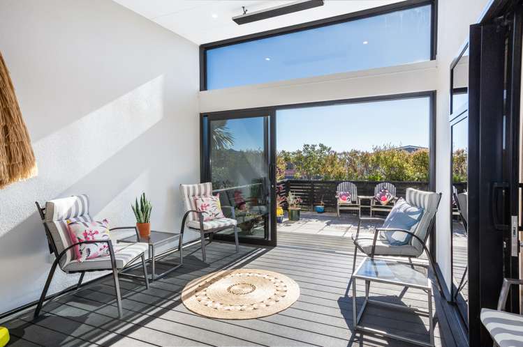 1 Grace Cove Aotea_3