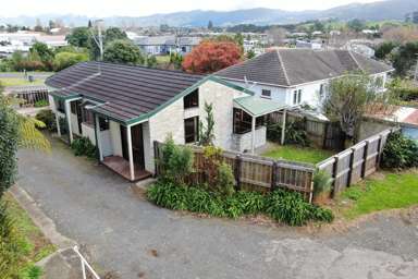 4, 6, 6A Beach Road_3