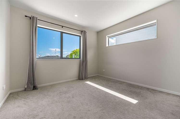 71c Glenmore Road Sunnyhills_13