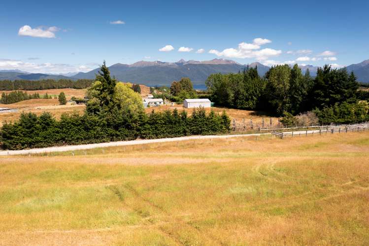 212 Sinclair Road Te Anau_11