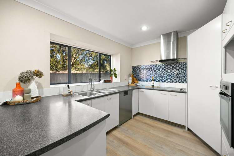 7 Plymouth Place Fairview Downs_9