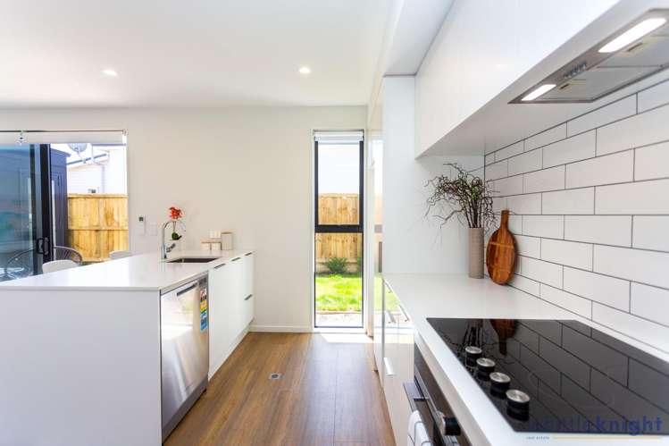 167b Geraldine Street Edgeware_7