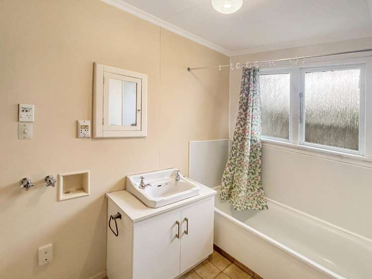 2/15 Clifton Street 10565_7