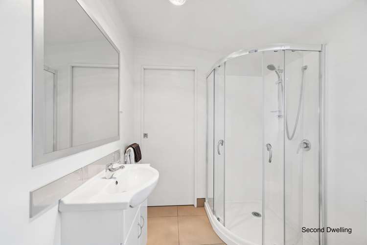 54 Woodford Avenue Henderson_12