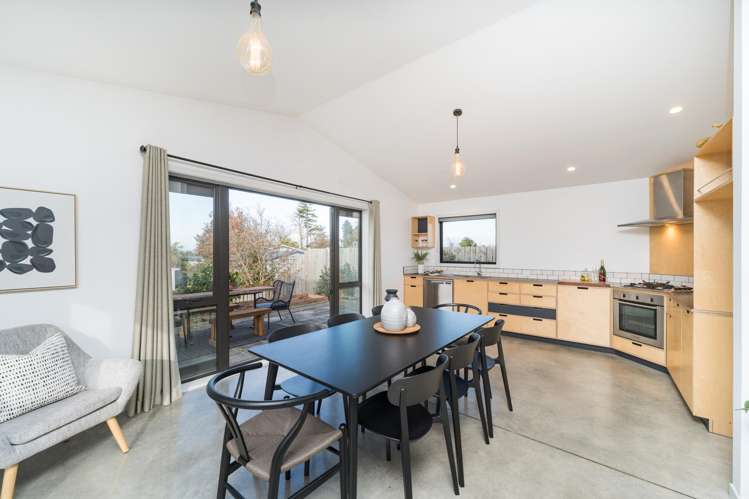 26 Poplar Grove Feilding_16