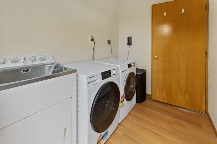 3 Aston Place Richmond_19