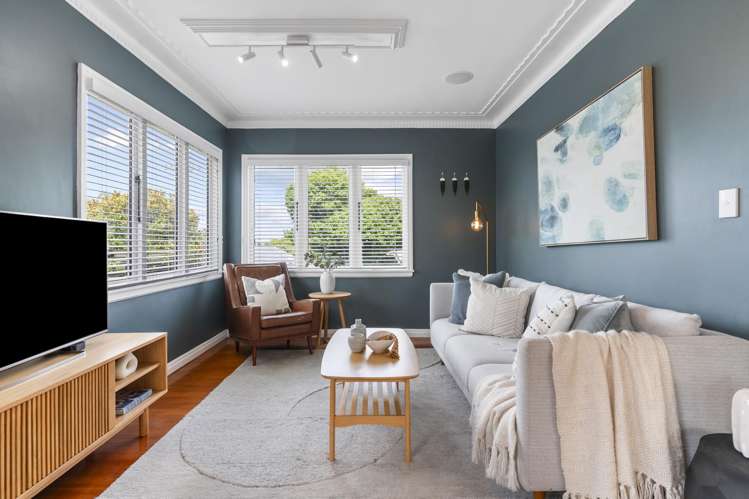 76 Paihia Road One Tree Hill_9
