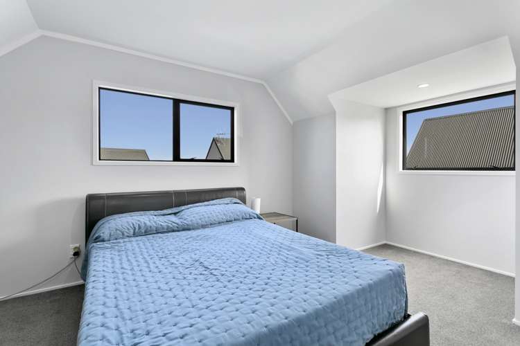 7 Abbey Way Rangatira Park_8