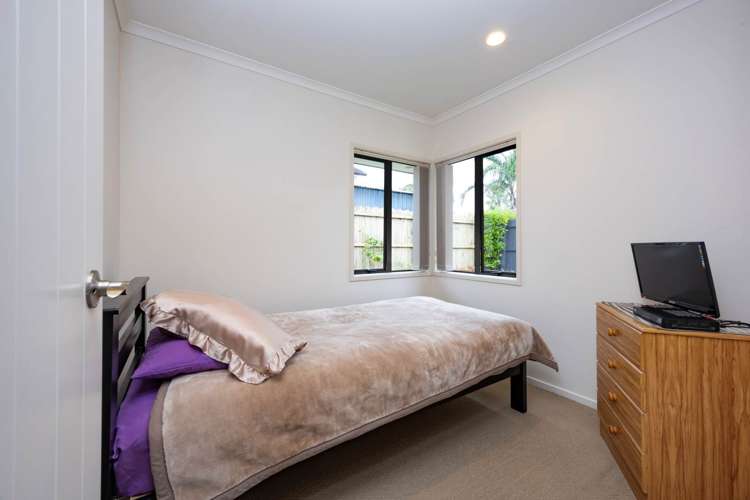 40 Lake Panorama Drive Henderson_16