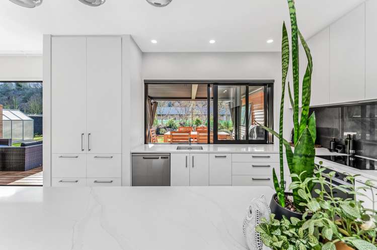 13 Railway Terrace Glentunnel_12