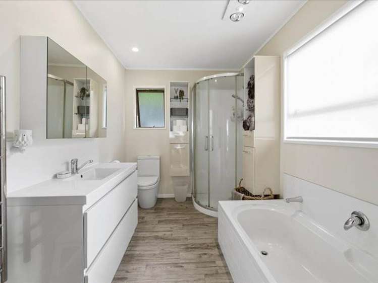 395 Youngson Road Whakamarama_11