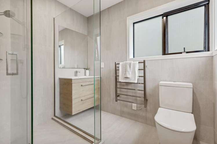 45 Chester Avenue Greenhithe_33