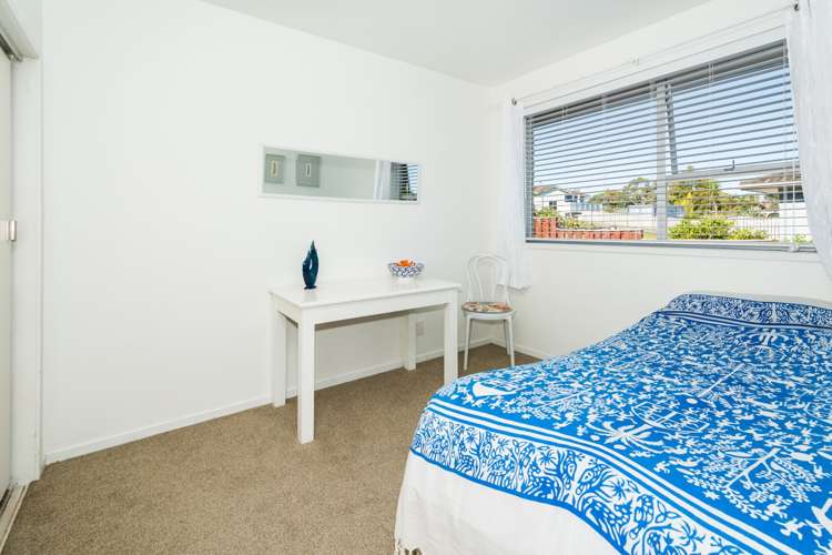 1/18 Tamahere Drive Glenfield_17