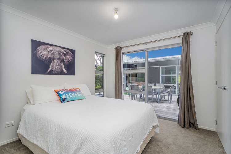 112 Ashley Place Matarangi_17