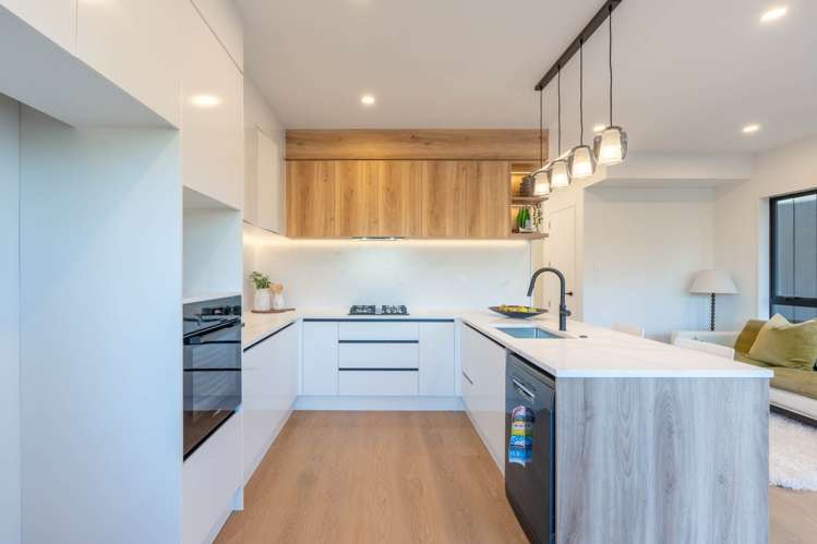 15 Tiller Street_4