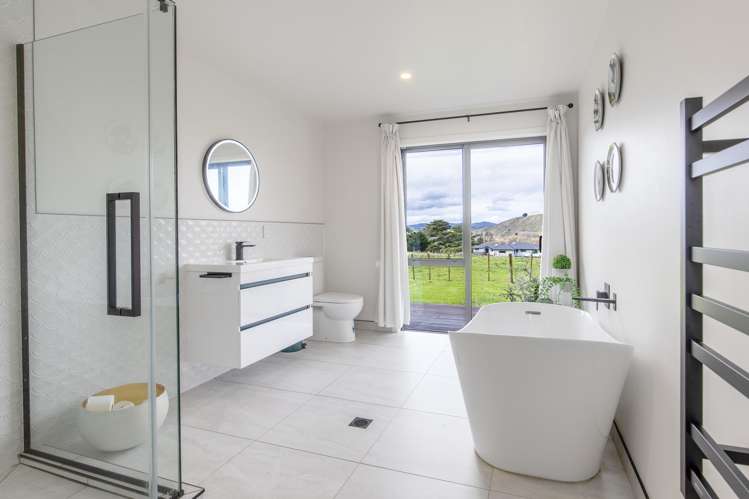 9 Tamumu Church Road Otane_13