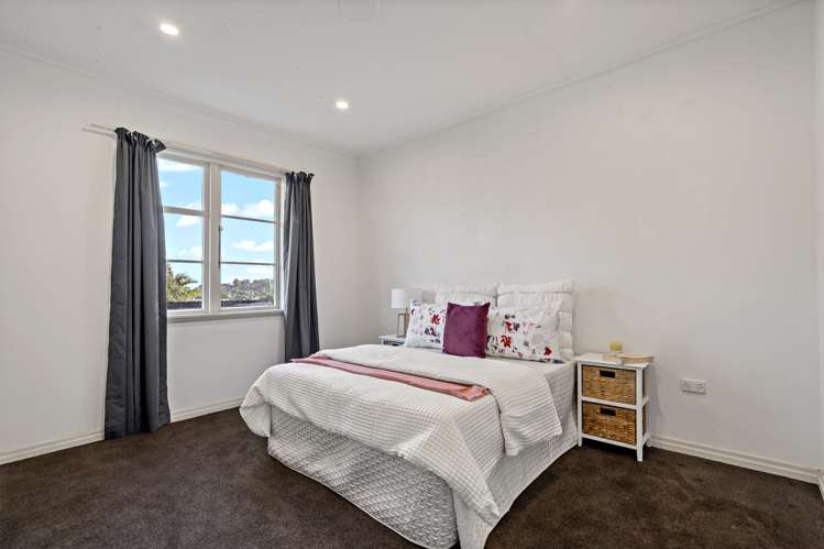 76 Queenstown Road Onehunga_13