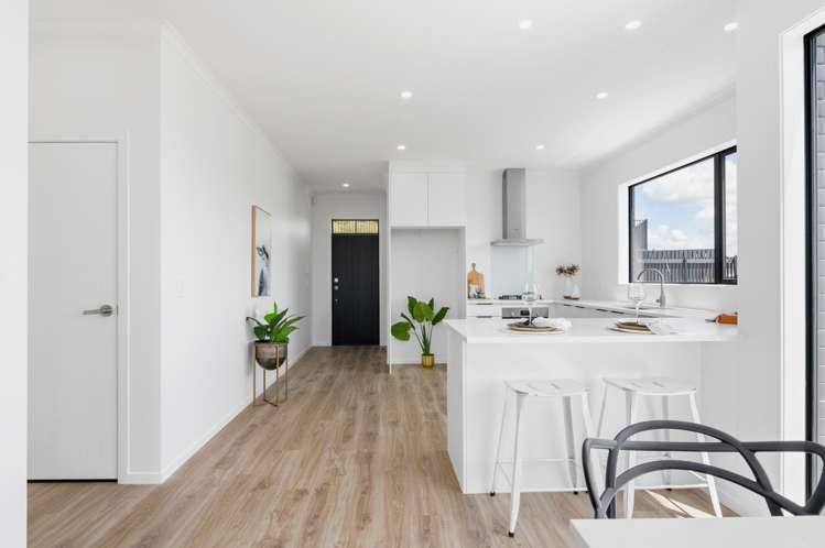 1/17 Halo Green Peacocke_12