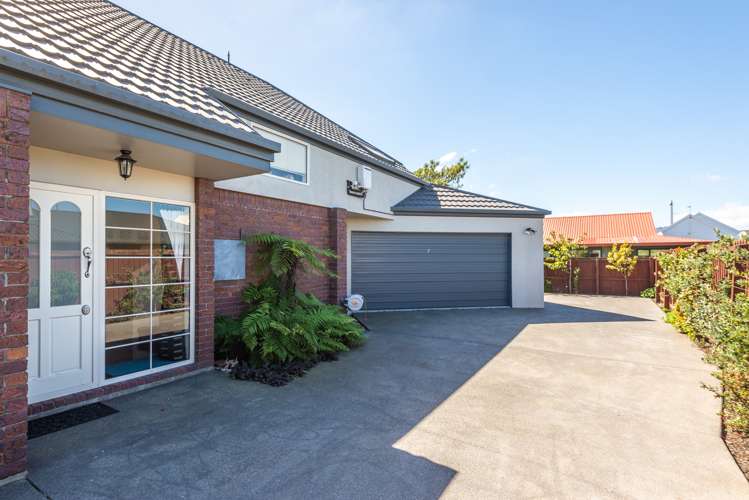 12 Chilwell Place Halswell_1