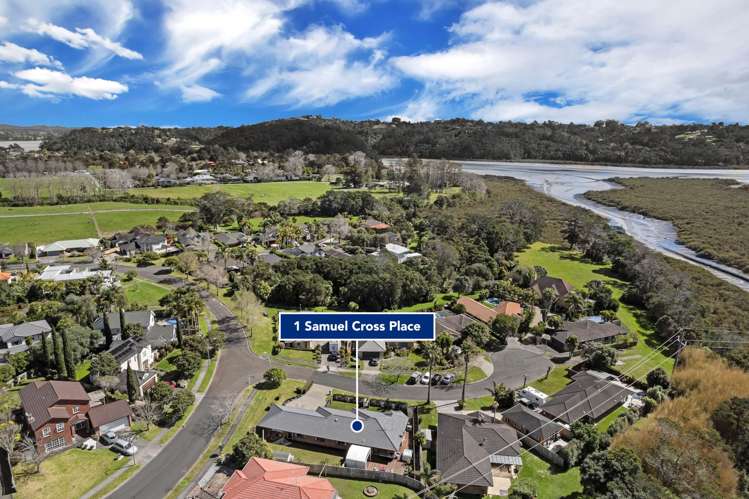 1 Samuel Cross Place Greenhithe_34