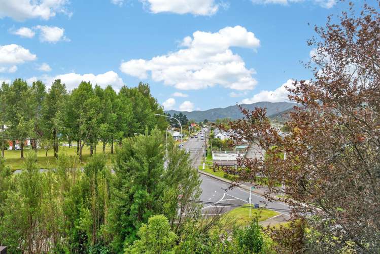 4 Main Road Wainuiomata_22