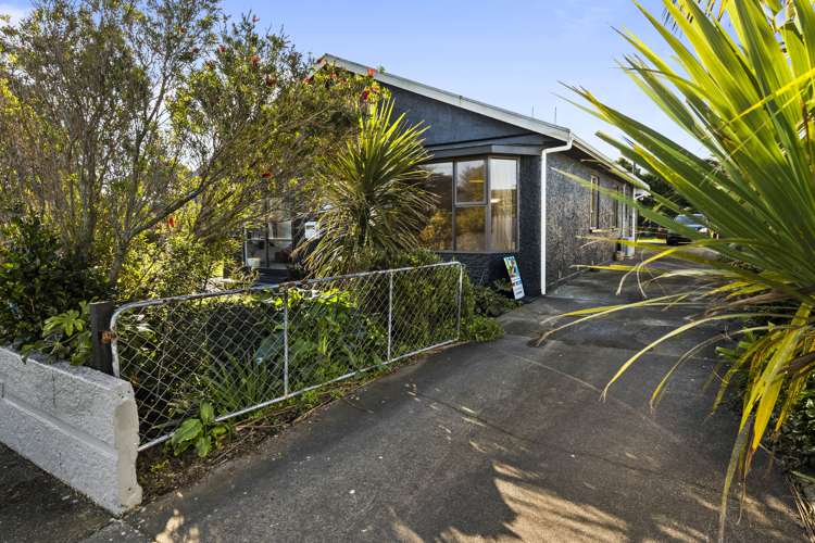 69 Domett Street Opunake_18