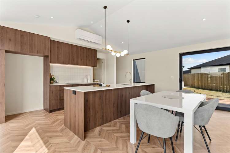 8 Silvergrass Way Rolleston_9