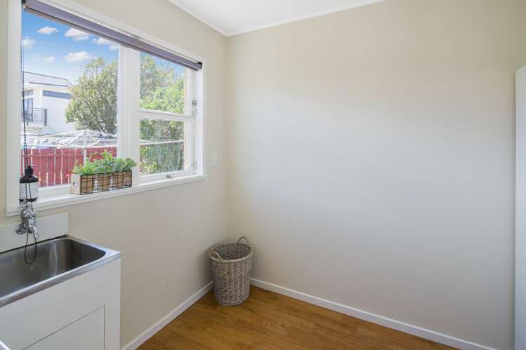 27a Rex Street Miramar_9