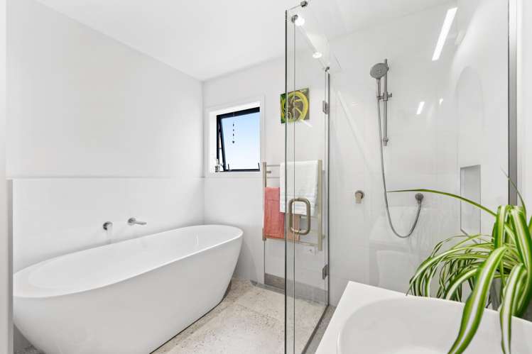 3 Sierra Pine Road Hobsonville_19