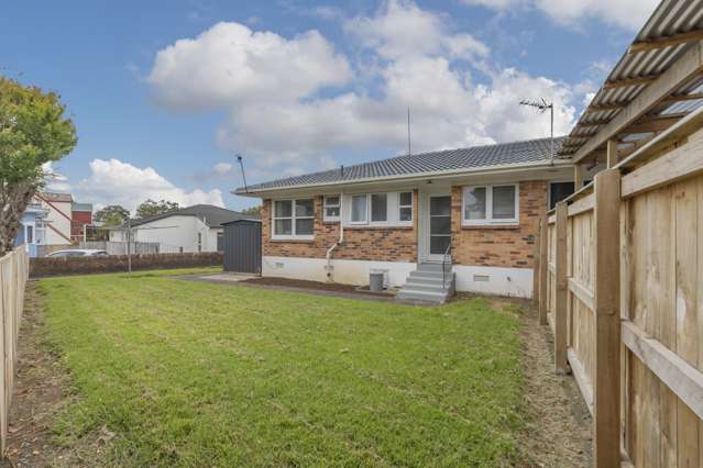 3/33 Landscape Road Papatoetoe_1