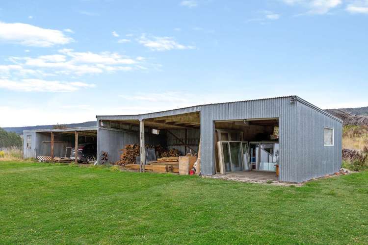 2057 Tahakopa Valley Road Catlins Surrounds_15