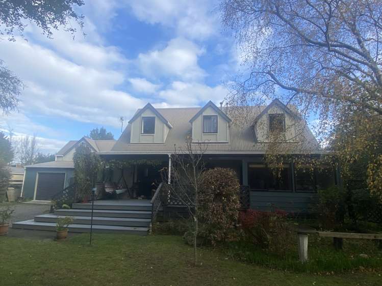 8 Escort Grove Awapuni_5