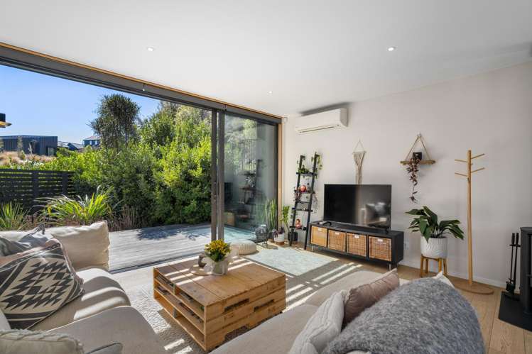 27c Falconer Rise Jacks Point_5