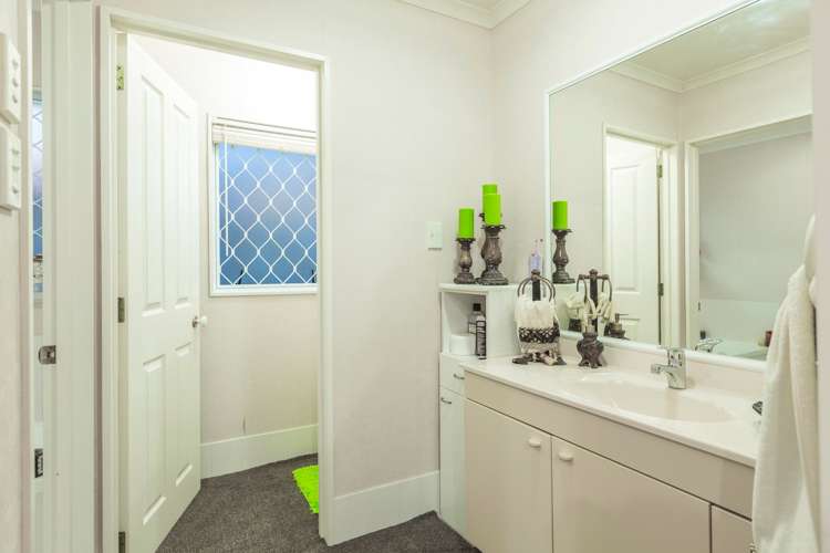 39 Etherton Drive Manurewa_9