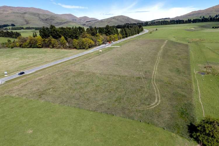 Fairlie Tekapo Road Burkes Pass_14