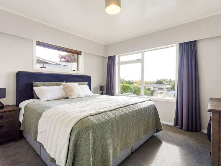 8 Magenta Place Dinsdale_14