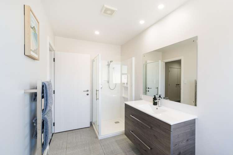 19 Coutts Way Fitzherbert_20
