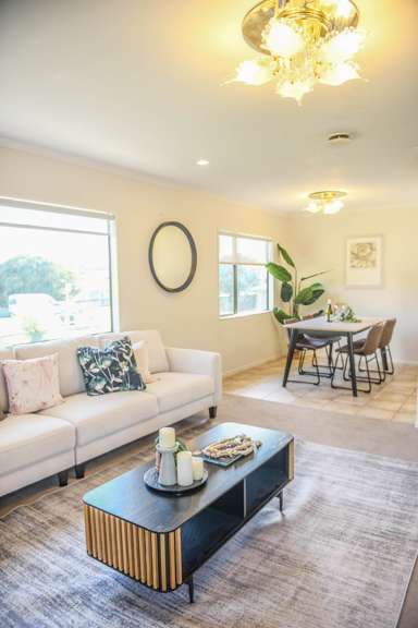 1266 New North Road_4