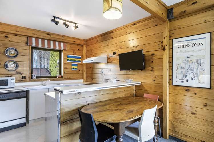 433 State Highway One Lake Taupo (East)_14