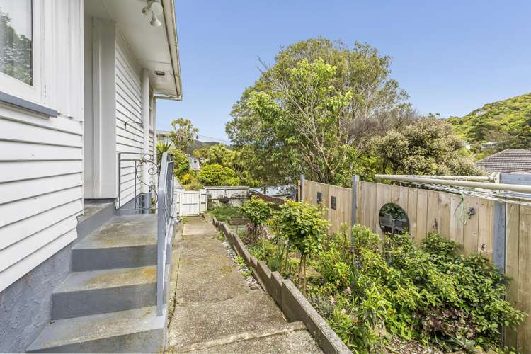 3 Chaucer Way Karori_14