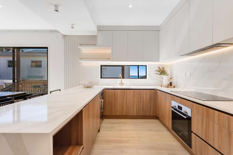 1 The Esplanade Eastern Beach_7