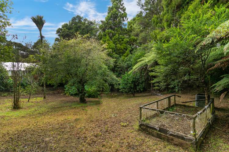 332 Huia Road Titirangi_14